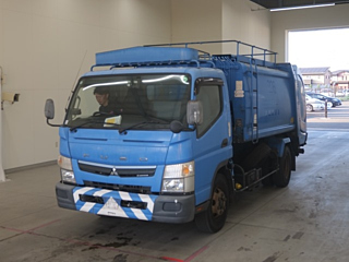 MITSUBISHI CANTER 2018