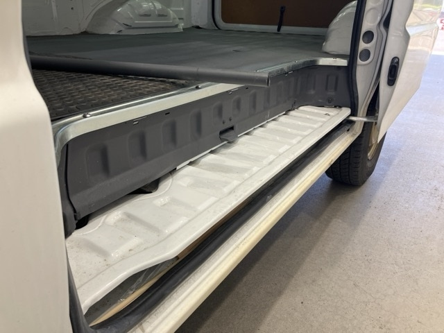 MAZDA BONGO VAN 2017