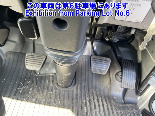 MITSUBISHI CANTER 2023