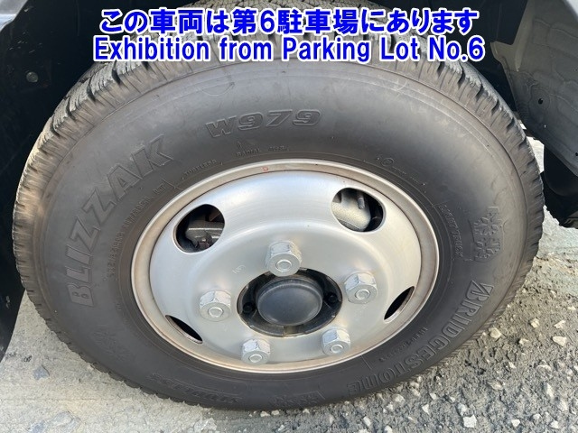 MITSUBISHI CANTER 2023