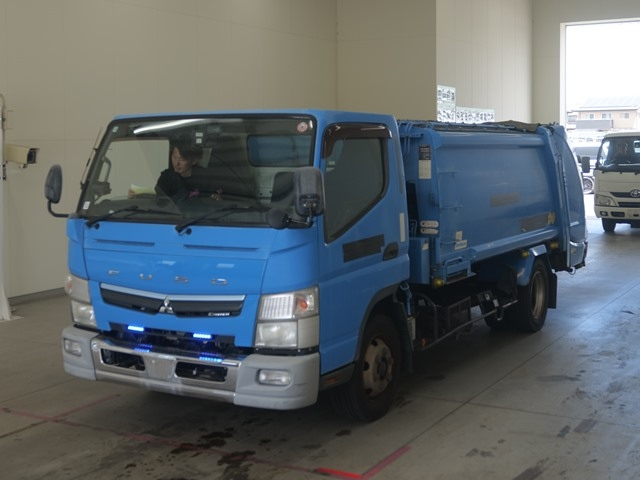 MITSUBISHI CANTER 2012