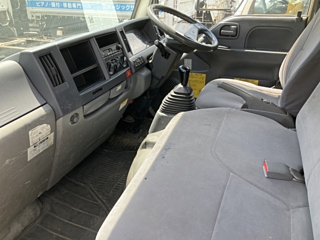 ISUZU ELF 2010