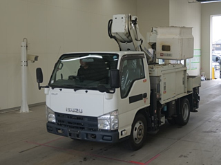 ISUZU ELF 2011