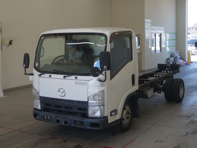MAZDA TITAN 2013