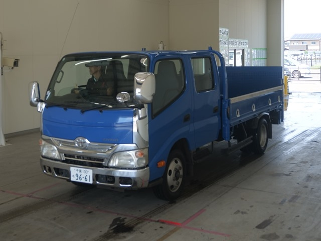 TOYOTA DYNA 2011