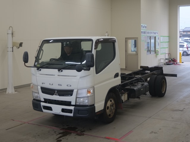 MITSUBISHI CANTER 2015