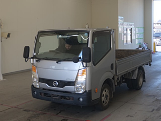 NISSAN ATLAS 2011