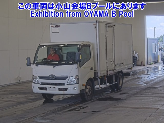 HINO DUTRO 2015