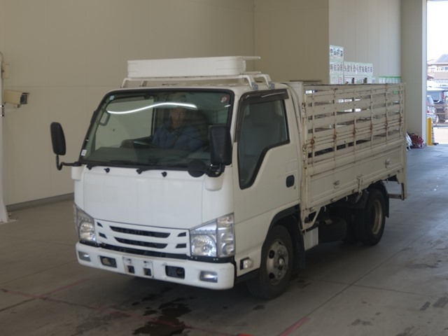 ISUZU ELF 2015