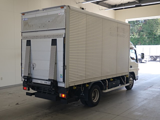 MITSUBISHI CANTER 2011