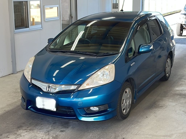 HONDA FIT SHUTTLE 2013