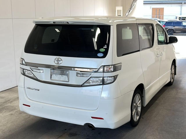 TOYOTA VELLFIRE 2012