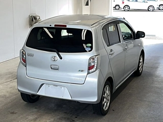 TOYOTA PIXIS EPOCH 2013