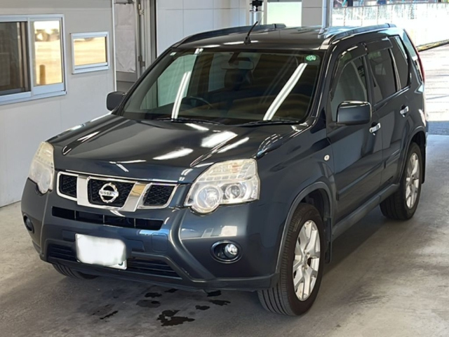 NISSAN X-TRAIL 2013