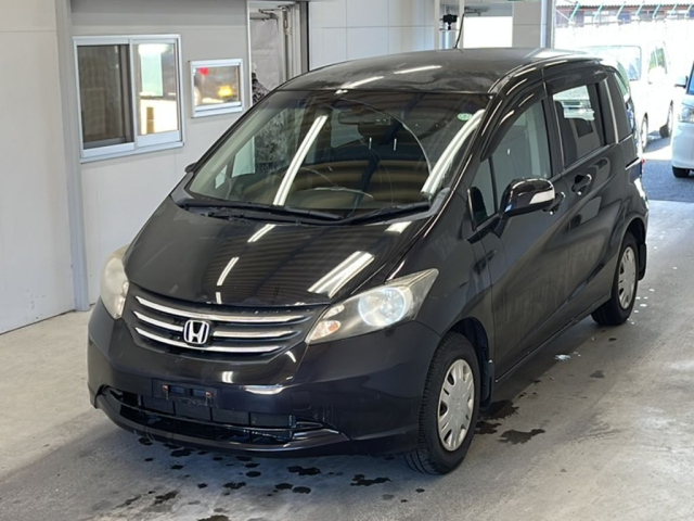 HONDA FREED 2011