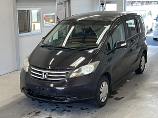 HONDA FREED 2011