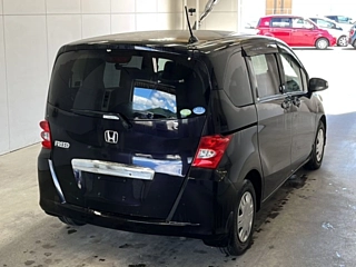 HONDA FREED 2011