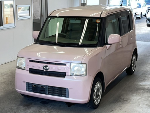 DAIHATSU MOVE CONTE 2015
