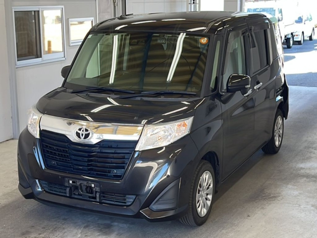 TOYOTA ROOMY 2019