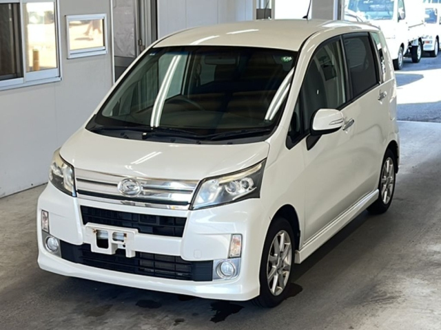 DAIHATSU MOVE 2013