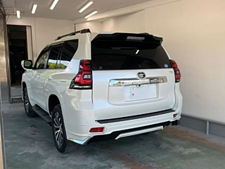 TOYOTA LAND CRUISER PRADO 2018