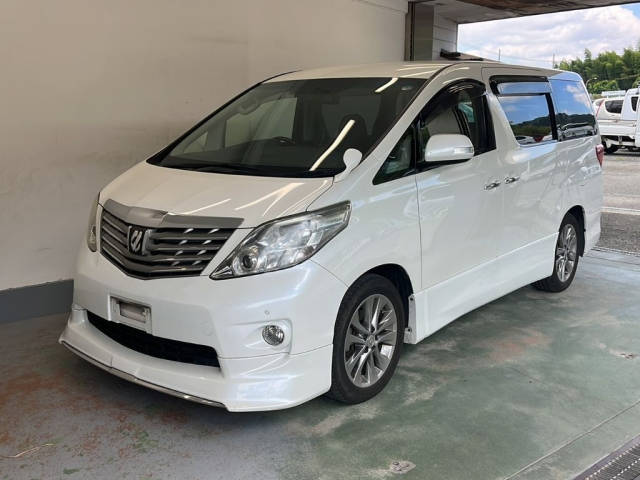 TOYOTA ALPHARD 2010