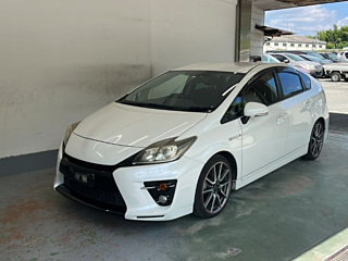 TOYOTA PRIUS 2013
