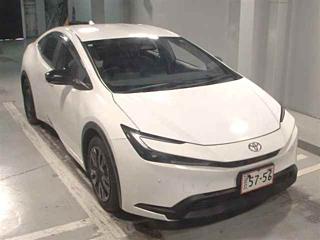 Заказать TOYOTA PRIUS