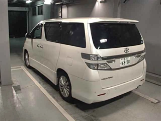 TOYOTA VELLFIRE 2013