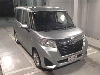 TOYOTA ROOMY 2019