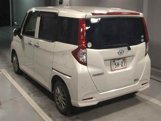 TOYOTA ROOMY 2020