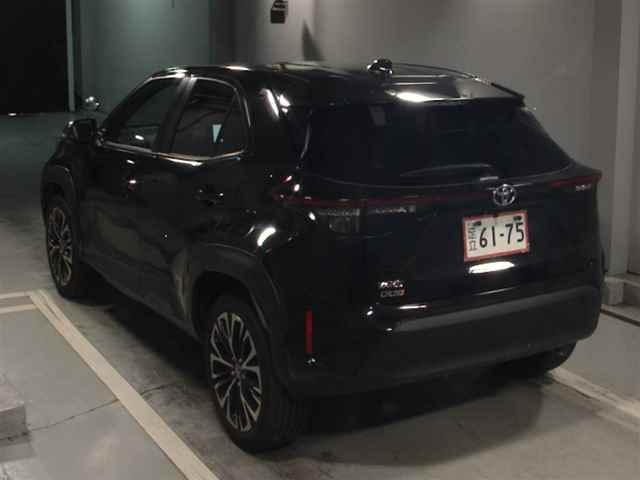 TOYOTA YARIS CROSS 2024