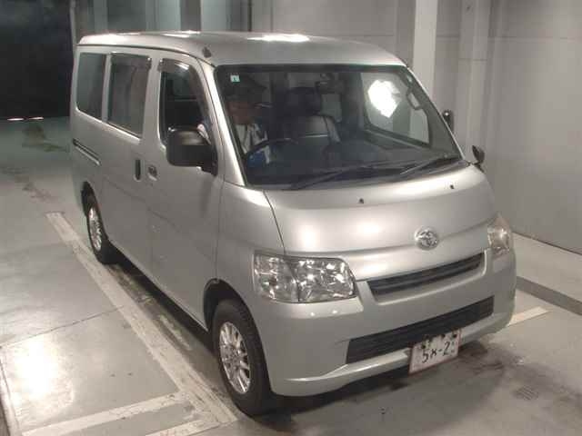 TOYOTA TOWN ACE VAN 2018