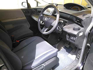 HONDA FREED 2009