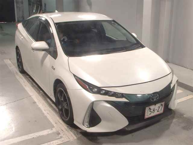 TOYOTA PRIUS PHV 2019