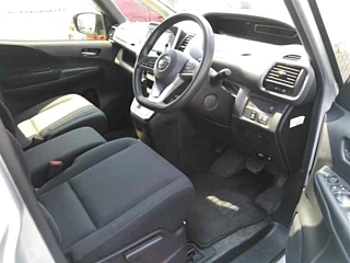 NISSAN SERENA 2018