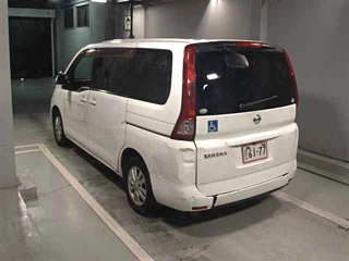 NISSAN SERENA 2010