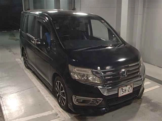 HONDA STEP WAGON 2013