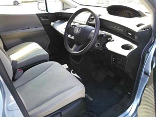 HONDA FREED 2009