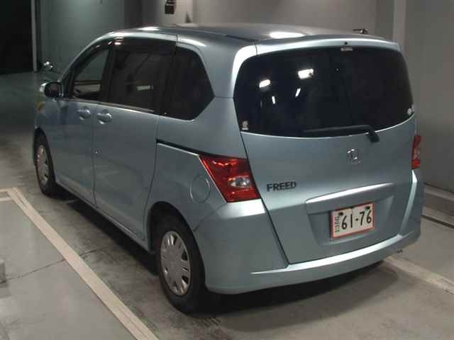 HONDA FREED 2009