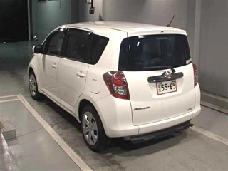 TOYOTA RACTIS 2010