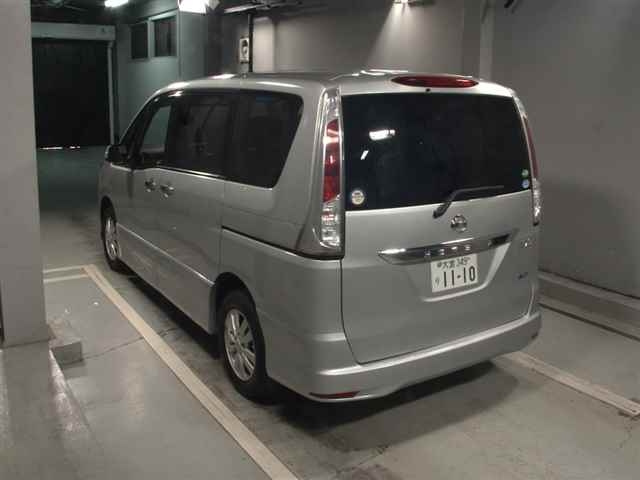 NISSAN SERENA 2013