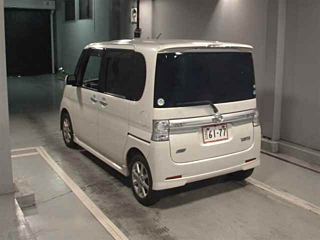 DAIHATSU TANTO 2012