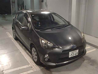 TOYOTA AQUA 2013