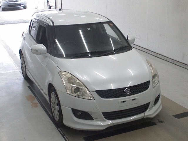 SUZUKI SWIFT 2012