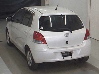 TOYOTA VITZ 2009