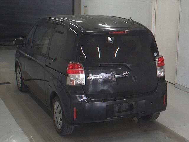 TOYOTA SPADE 2014