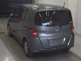 HONDA FREED 2009