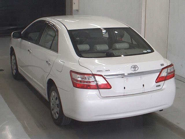 TOYOTA PREMIO 2010