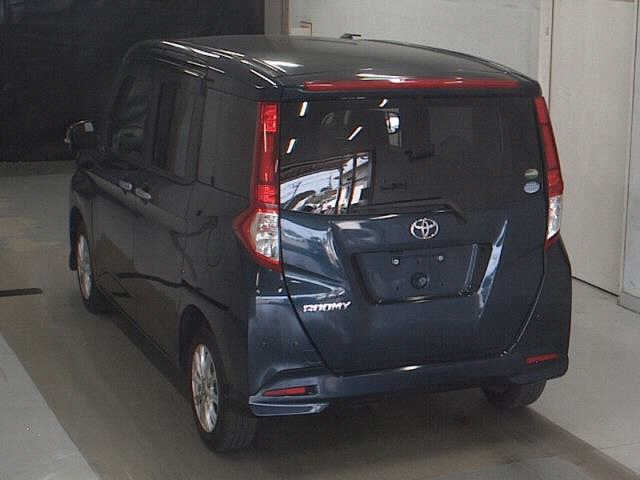 TOYOTA ROOMY 2020